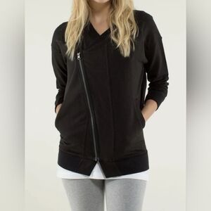 Lululemon Black Mula Bundle Wrap Asymmetrical Jacket Moto Size 6